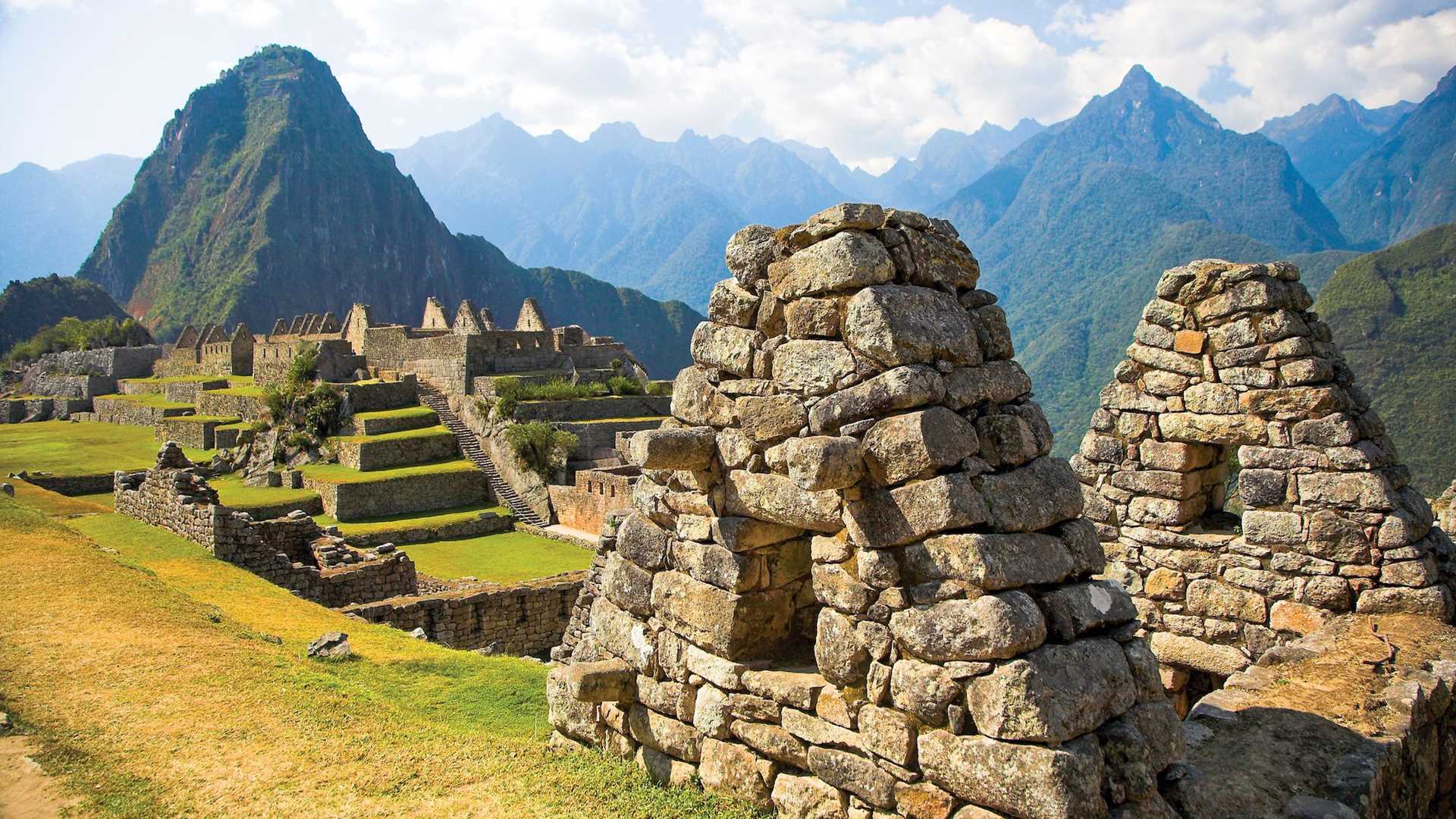 incan-ruins-at-machu-picchu